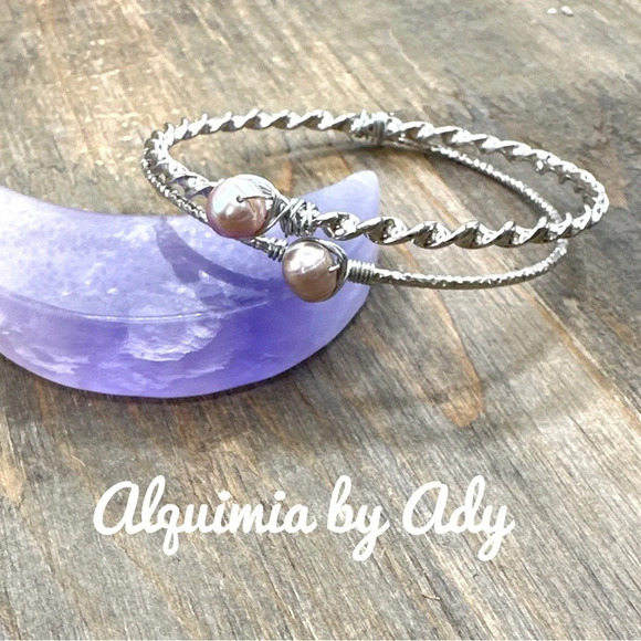 Silver statement tennis bangle chunky bracelet/freshwater pearls/pink/barbiecore - Picture 1 of 11